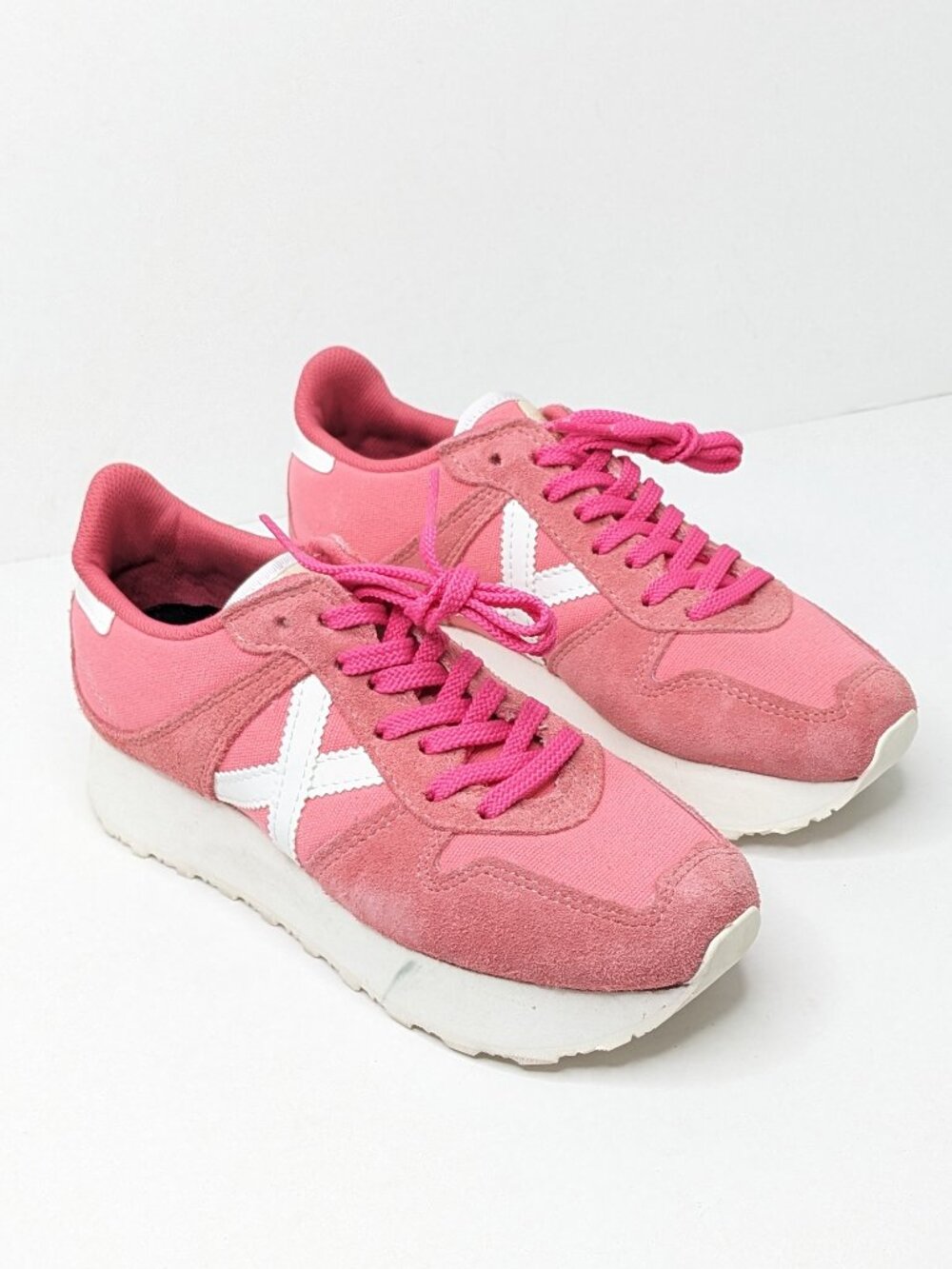 Munich Platform Suede Canvas Sneakers Pink White Womens 36 EU (US 6)